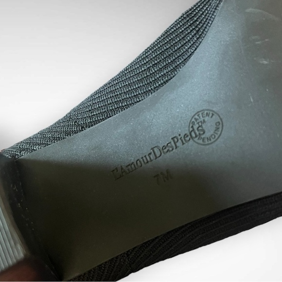 L'AMOUR DES PIEDS Picarus Black Stretch Knit Bootie With Heel Size 7 | EUC - Picture 7 of 8